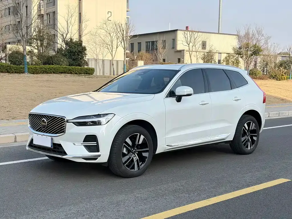Volvo XC60 2025 из CN, фото 7