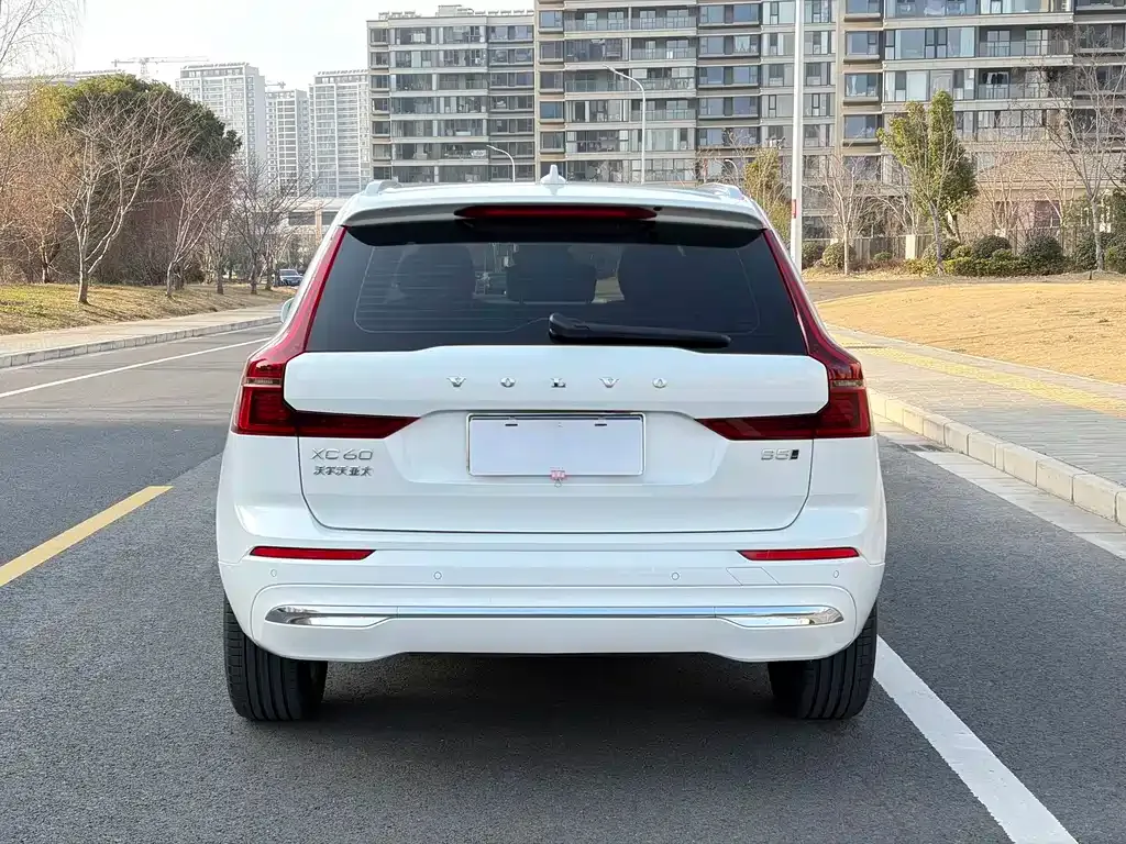 Volvo XC60 2025 из CN, фото 3