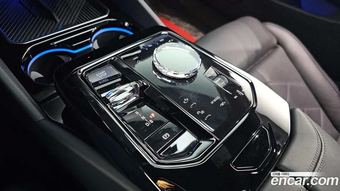 BMW i5 — фото 4