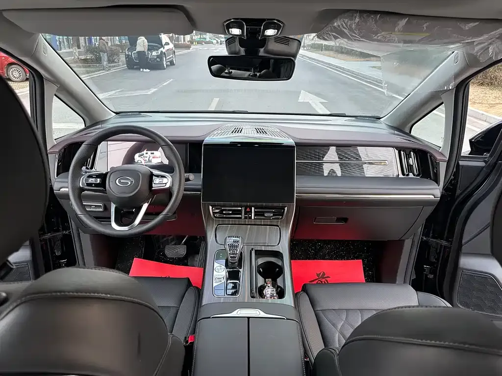 GAC Motor Trumpchi M8 — фото 4