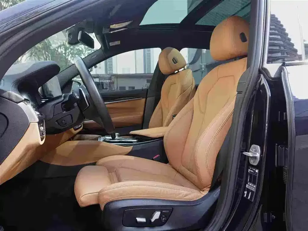 BMW 6 Series GT — фото 10
