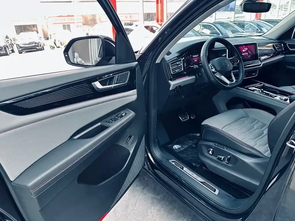 Volkswagen Teramont 2021 из CN, фото 2