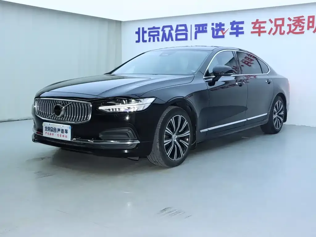 Volvo S90 — фото 1