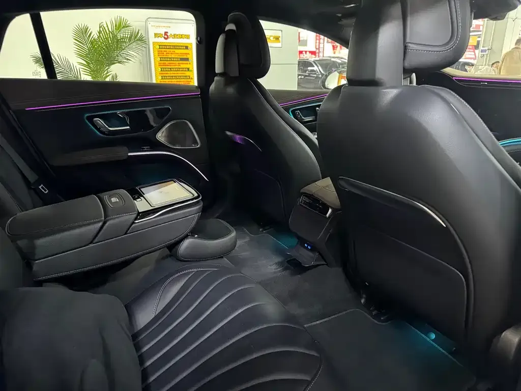Mercedes-Benz EQS 2024 из CN, фото 10