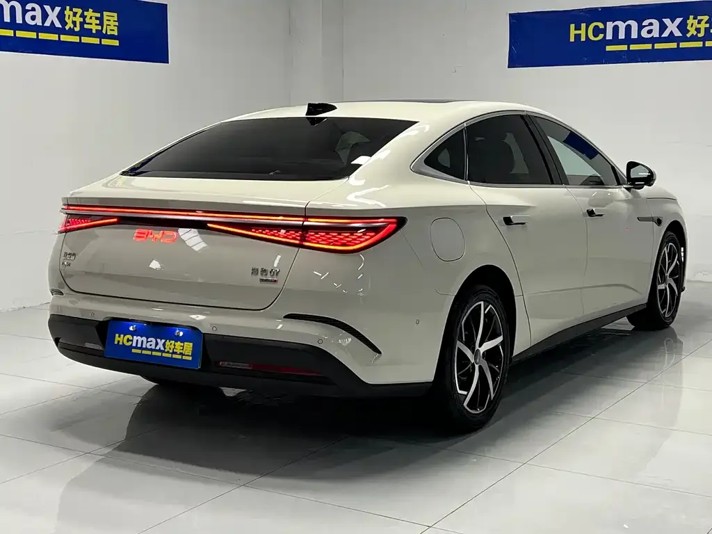 BYD Seal 07 DM-i — фото 5