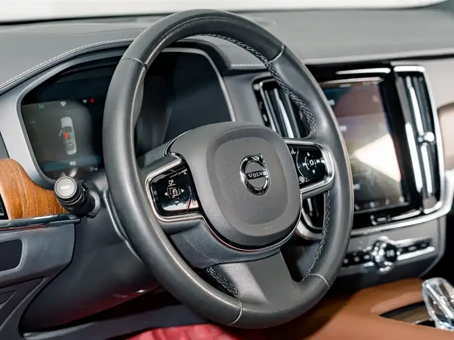 Volvo S90 2023 из CN, фото 4