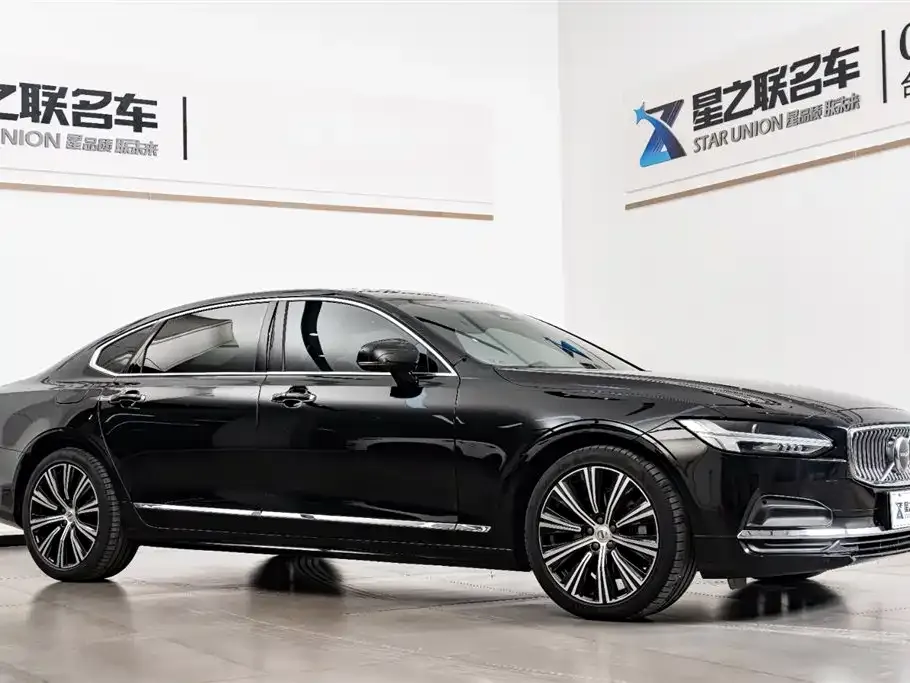 Volvo S90 2023 из CN, фото 3