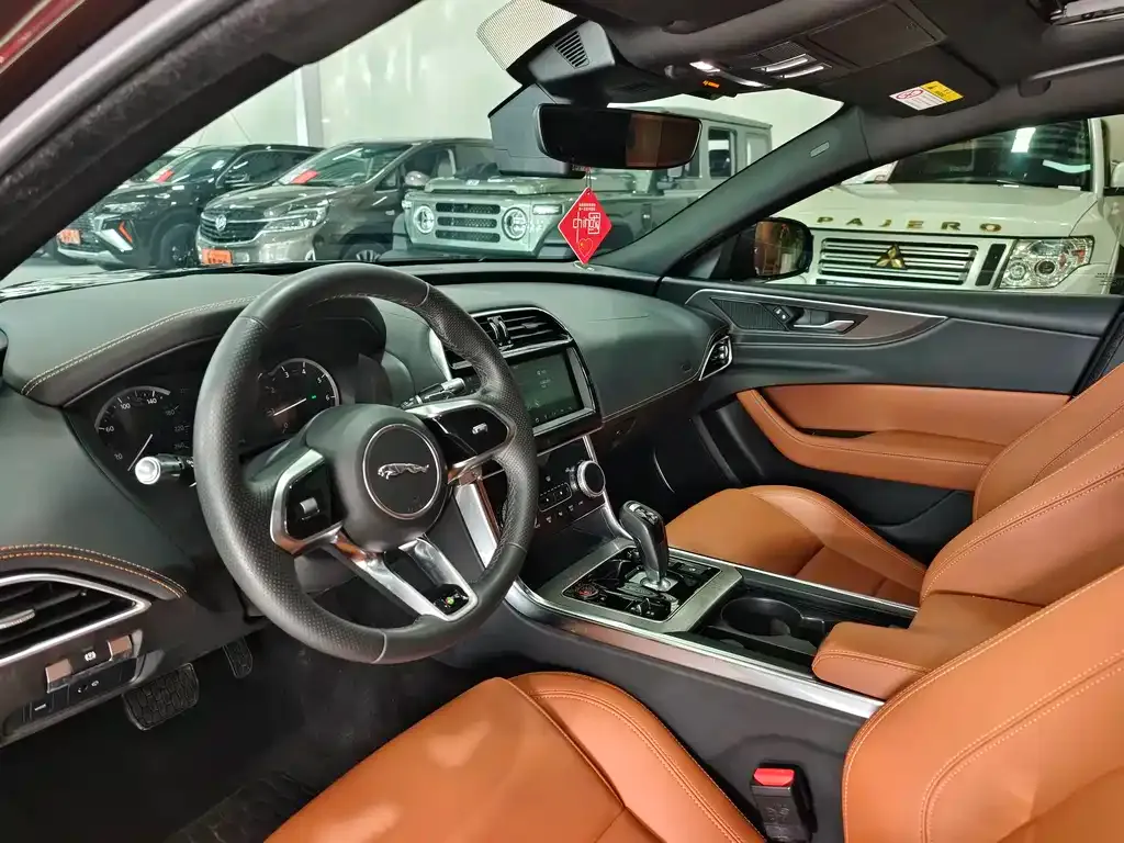 Jaguar XEL 2021 из CN, фото 4