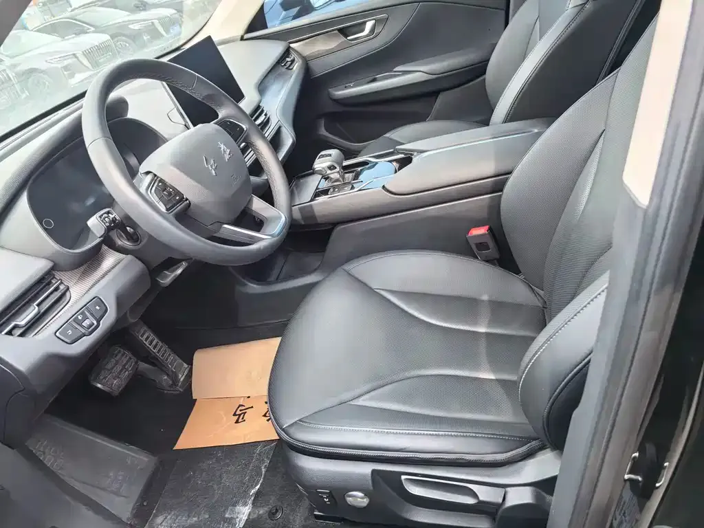 Hongqi E-QM5 2023 из CN, фото 2