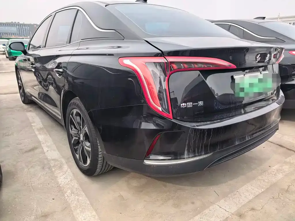 Hongqi E-QM5 2023 из CN, фото 10