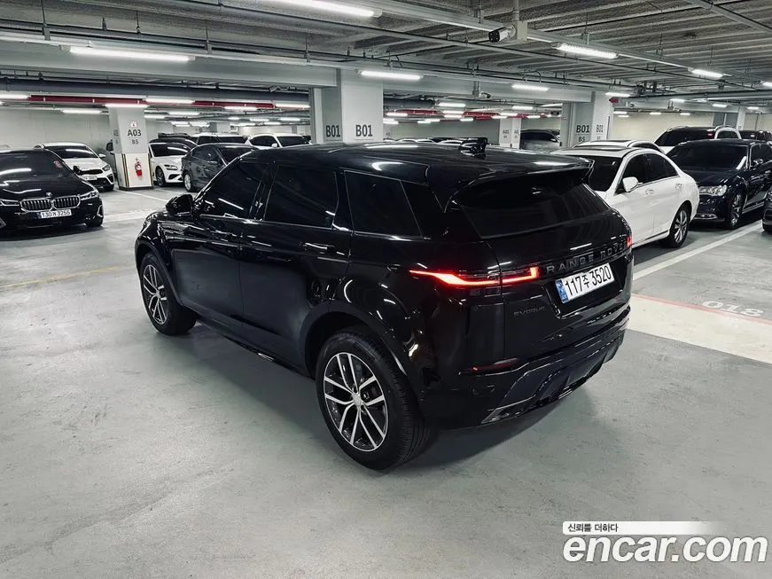 Land Rover Range Rover Evoque — фото 9