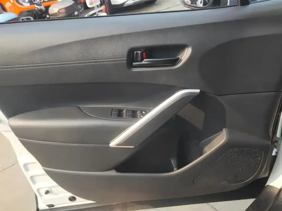 Toyota Frontlander 2023 из CN, фото 5