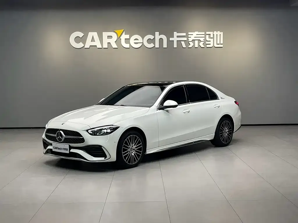 Mercedes-Benz C-Class — фото 1