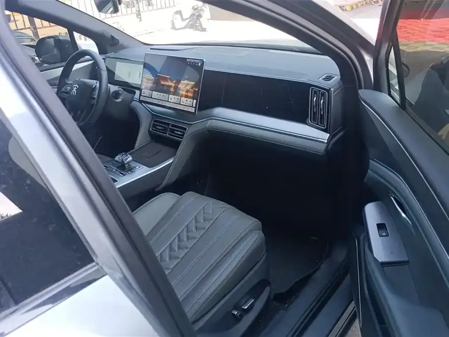 BYD L DM-i 2025 из CN, фото 4