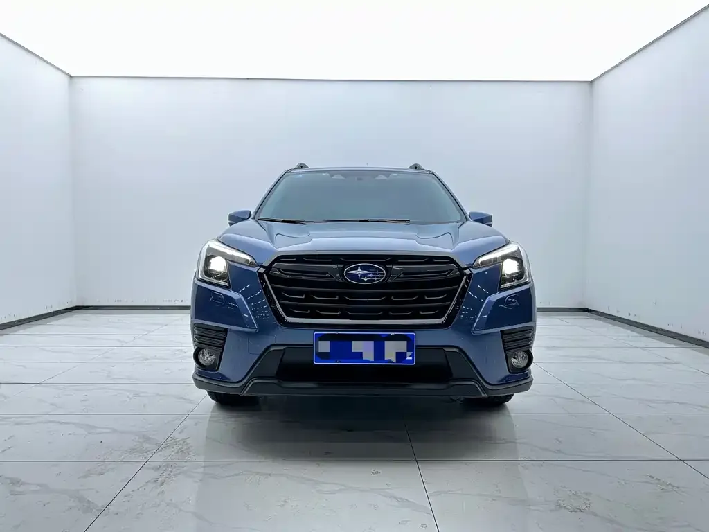 Subaru Forester 2023 из CN, фото 2