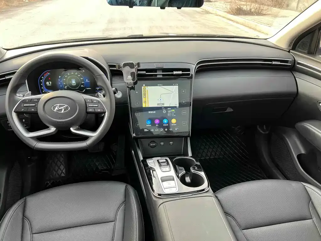 Hyundai Tucson — фото 5