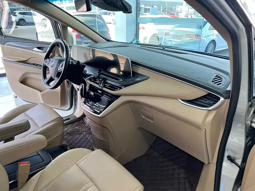 Buick GL8 2021 из CN, фото 8