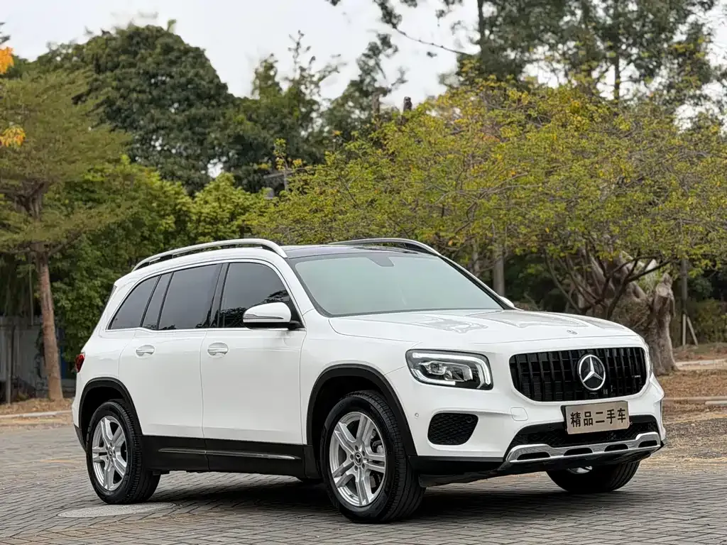 Mercedes-Benz GLB — фото 6