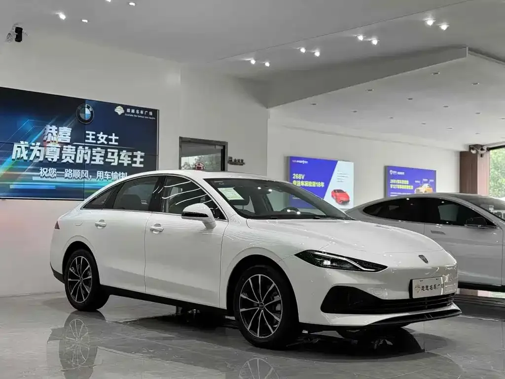 Roewe D7 — фото 4
