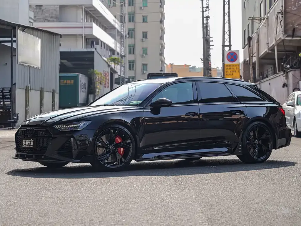 Audi RS 6 2023 из CN, фото 1