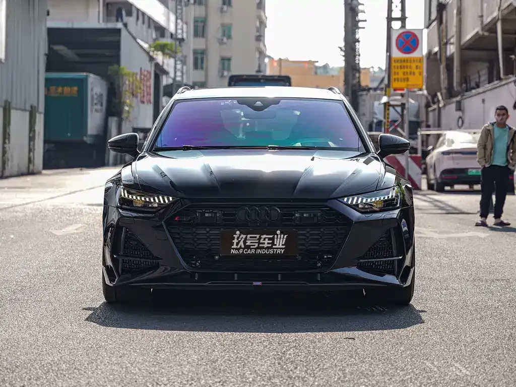 Audi RS 6 2023 из CN, фото 3