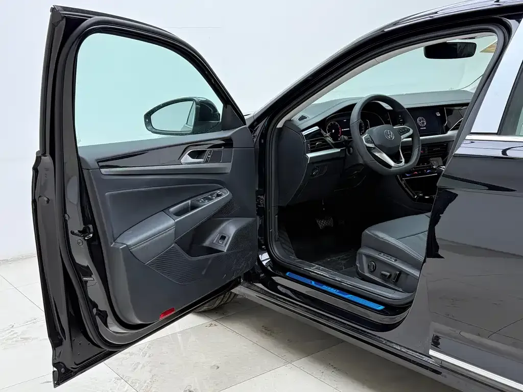 Volkswagen Passat — фото 5