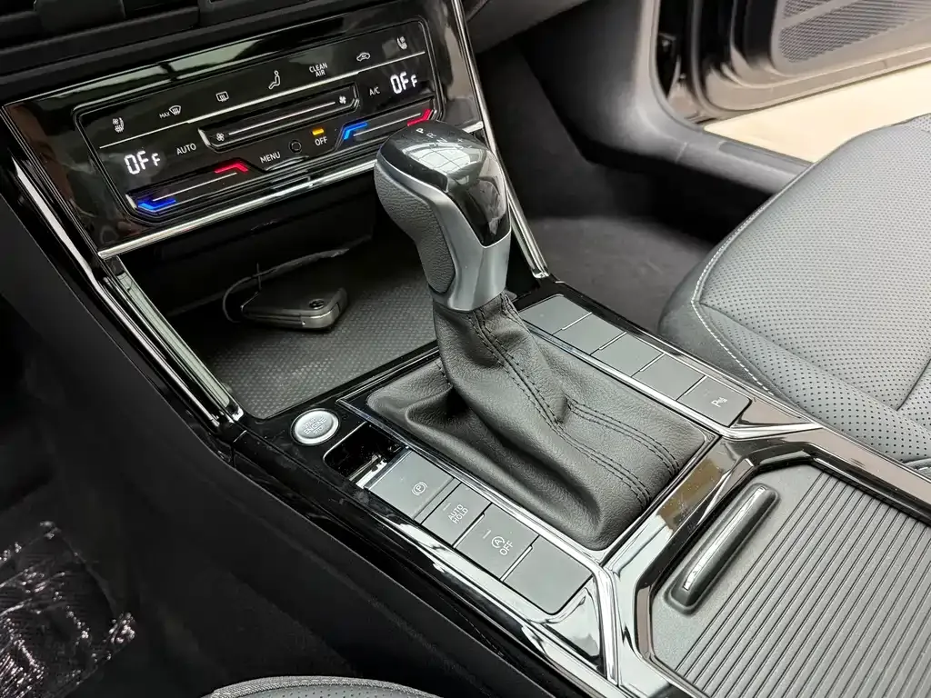Volkswagen Passat — фото 9