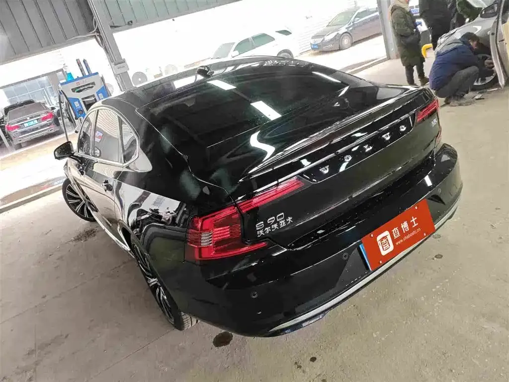 Volvo S90 2024 из CN, фото 4