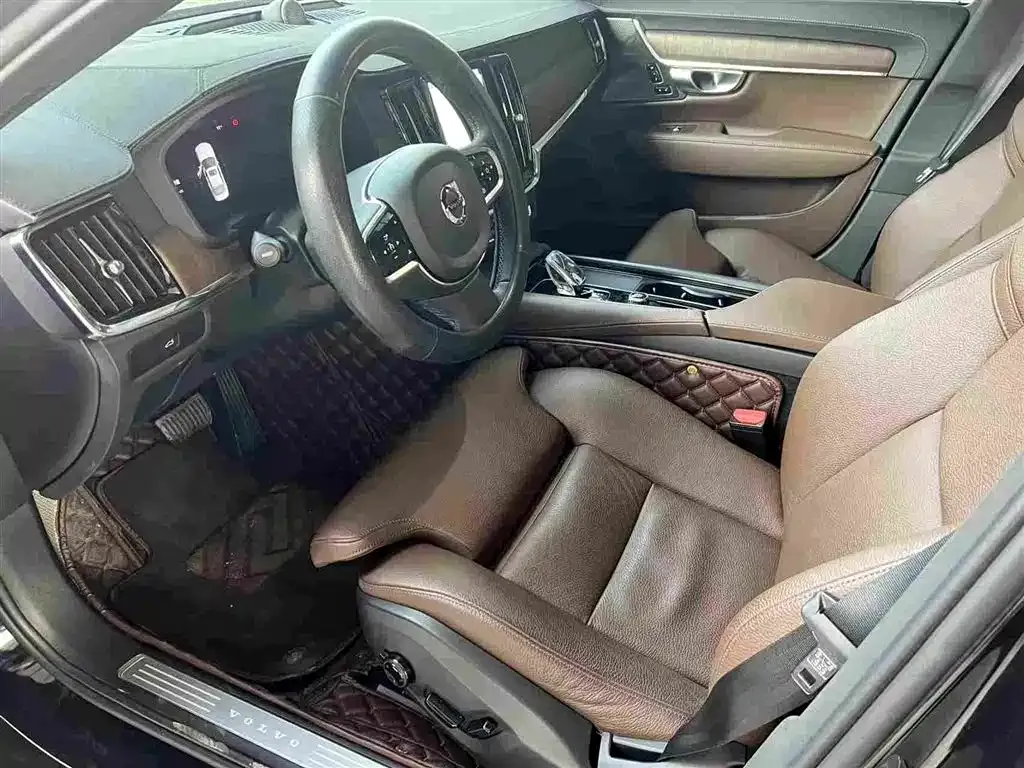 Volvo S90 2024 из CN, фото 9