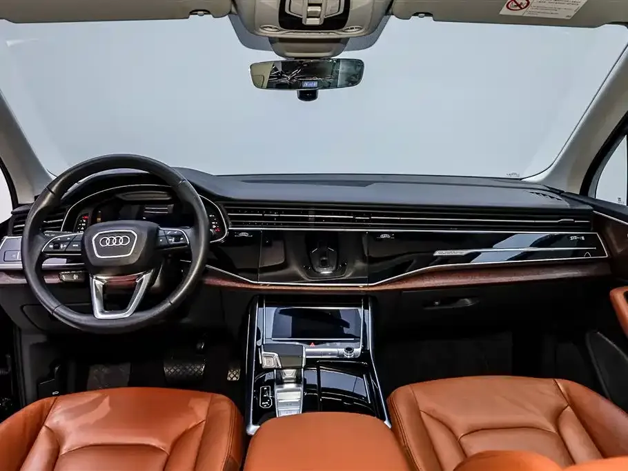 Audi Q7 2021 из CN, фото 5