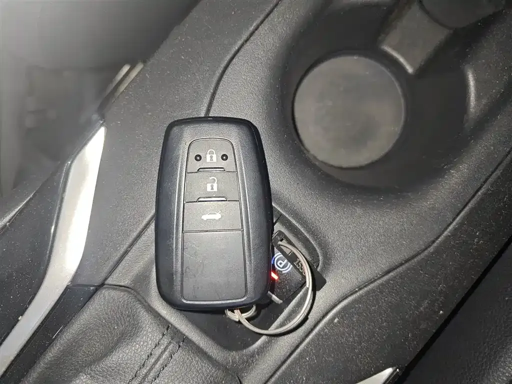 Toyota Levin 2022 из CN, фото 10