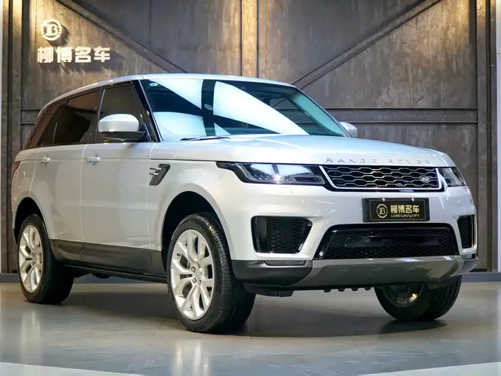 Land Rover Sport PHEV — фото 9