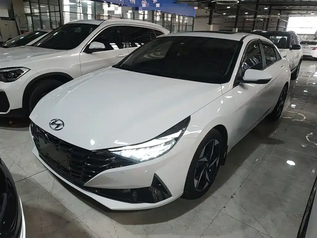 Hyundai Elantra 2021 из CN, фото 1