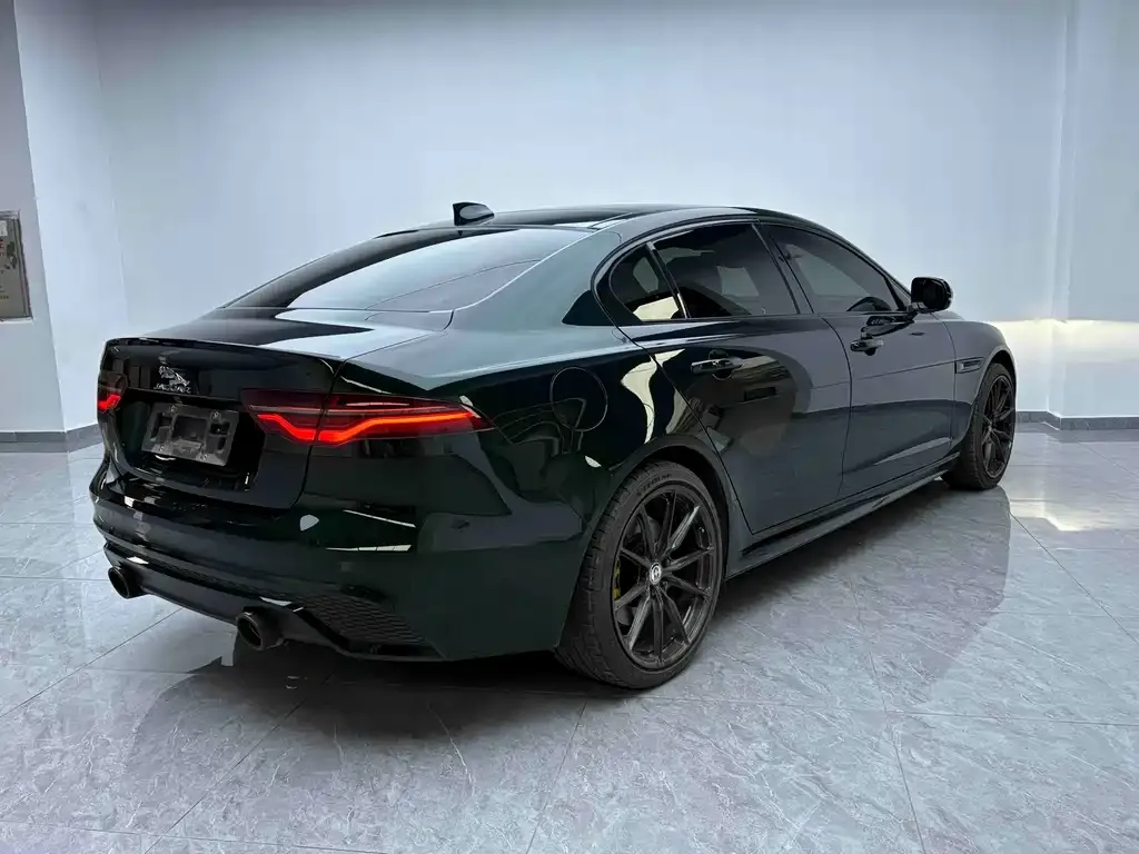 Jaguar XEL — фото 10