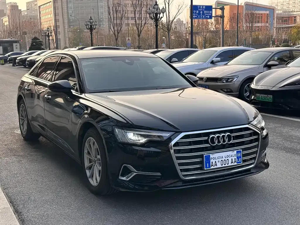 Audi A6L — фото 10
