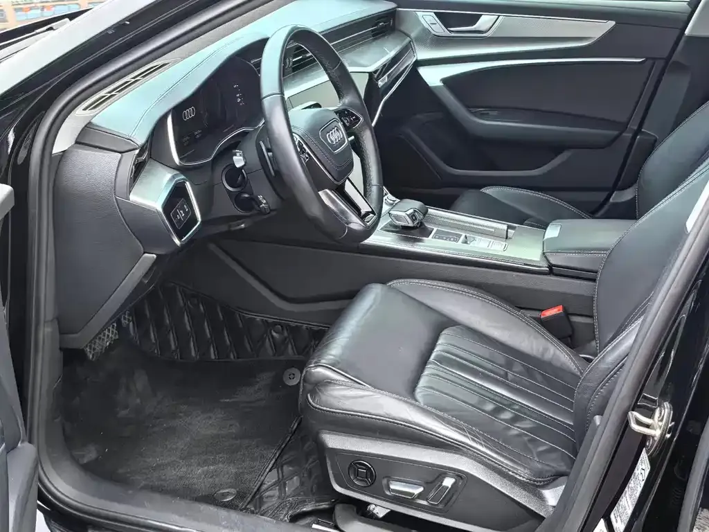 Audi A6L 2023 из CN, фото 6