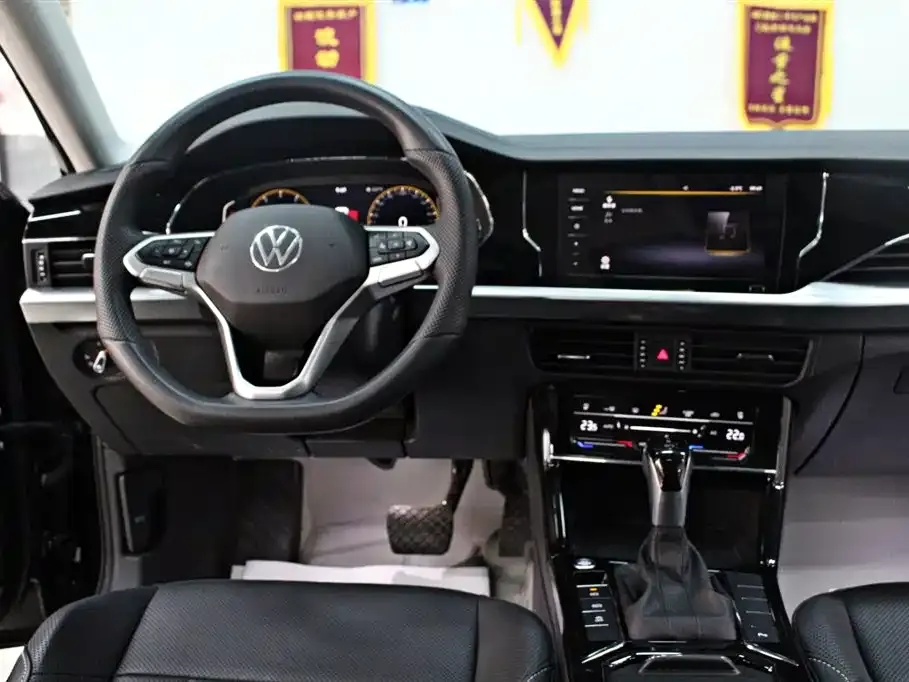 Volkswagen Passat 2024 из CN, фото 5