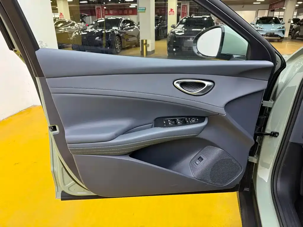 BYD Seal 06GT — фото 4