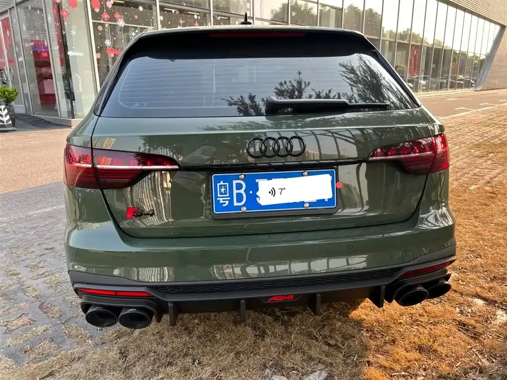 Audi S4 2024 из CN, фото 9