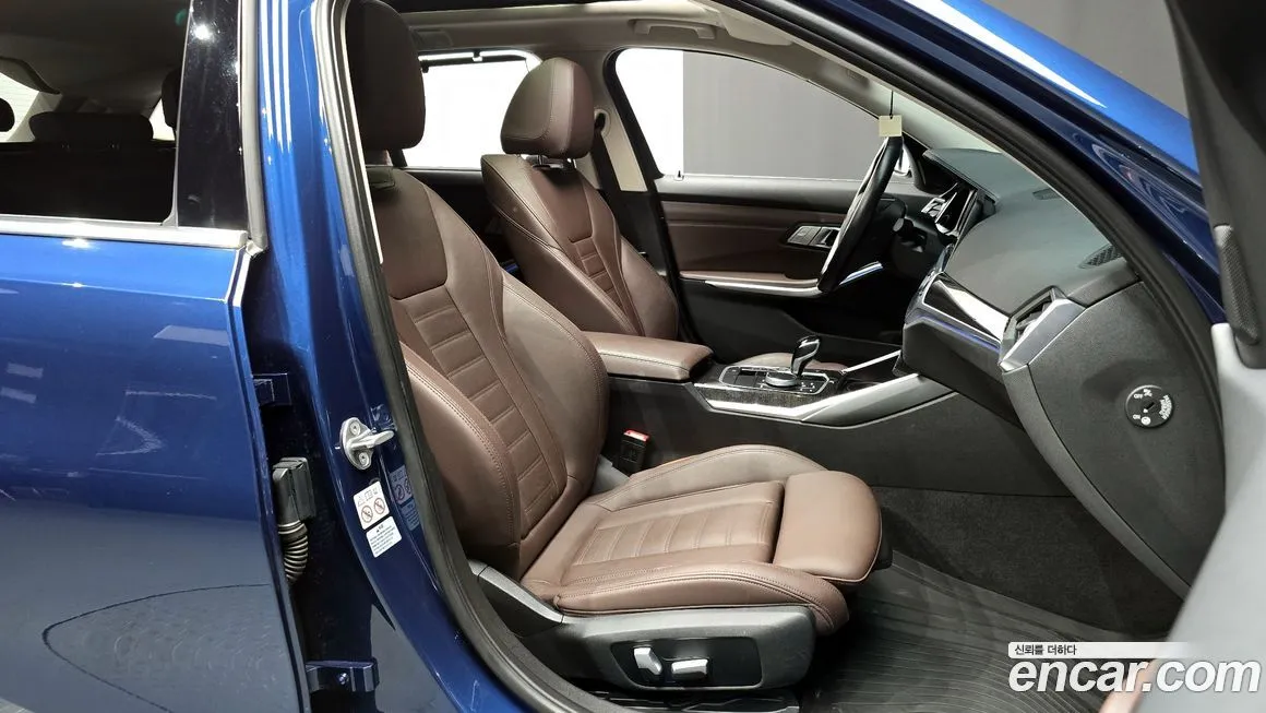BMW 3-Series 2022 из KR, фото 10