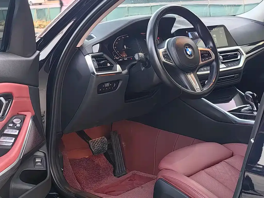 BMW 3 Series 2022 из CN, фото 8