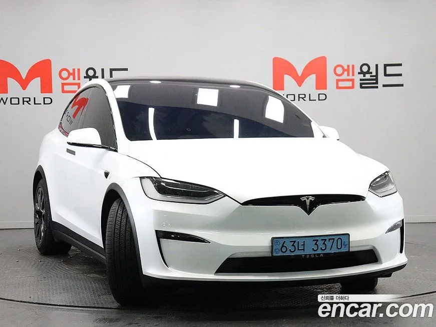 Tesla Model X — фото 2