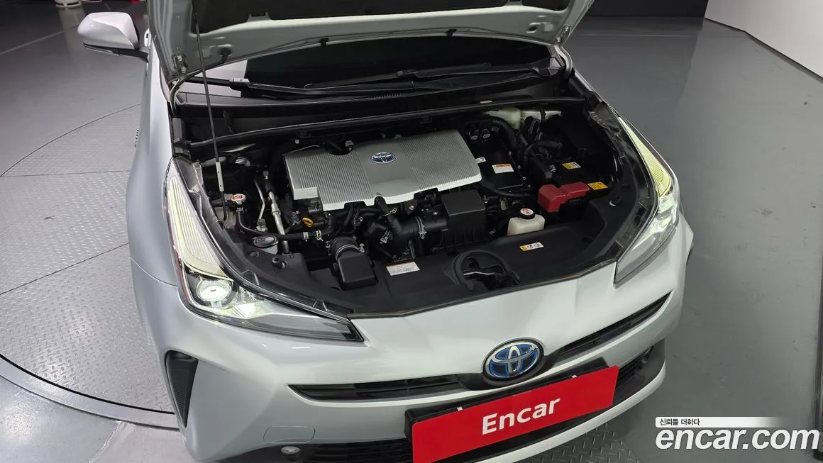 Toyota Prius 2021 из KR, фото 6