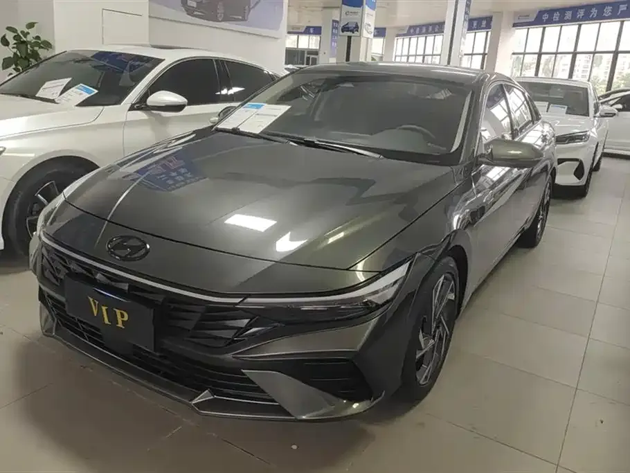 Hyundai Elantra 2024 из CN, фото 1