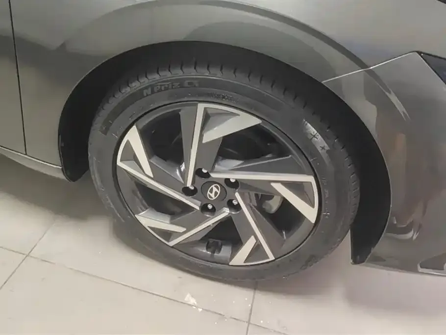 Hyundai Elantra 2024 из CN, фото 9