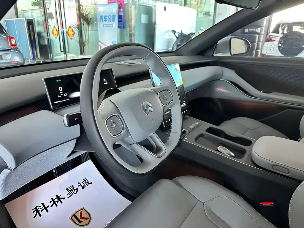 NIO ET5T 2025 из CN, фото 5
