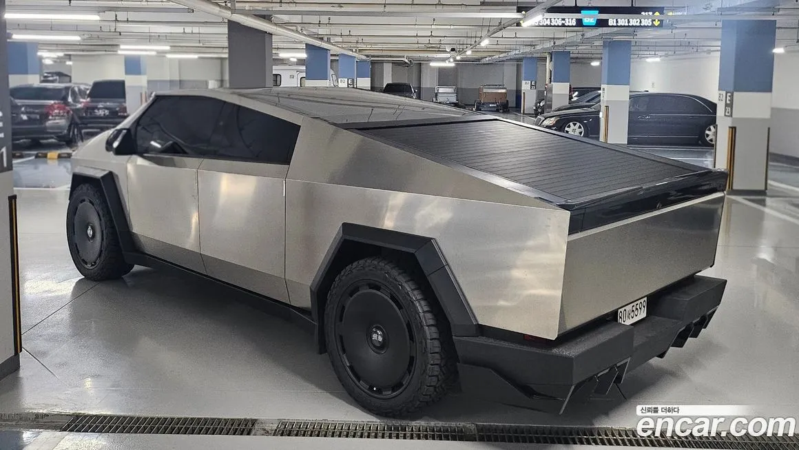 Tesla Cybertruck 2025 из KR, фото 9