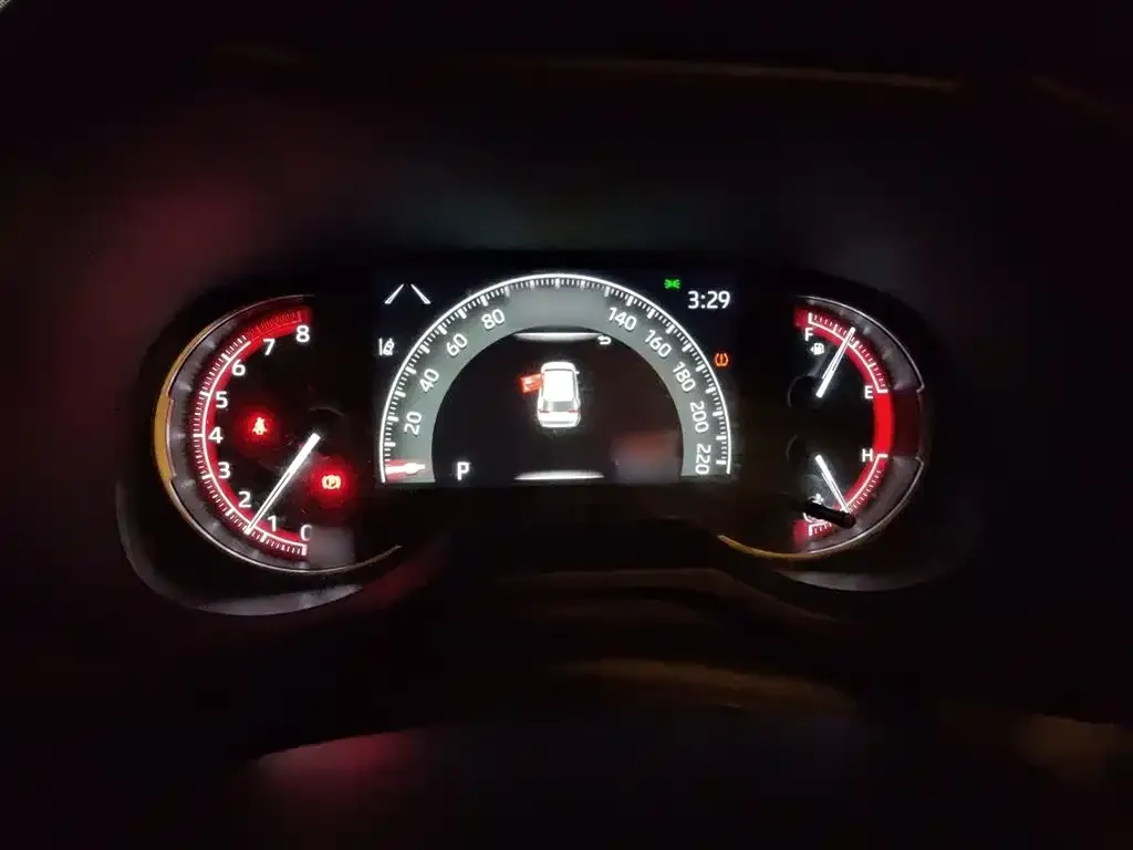 Toyota RAV4 2021 из CN, фото 2