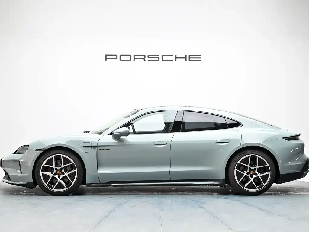 Porsche Taycan 2024 из CN, фото 4
