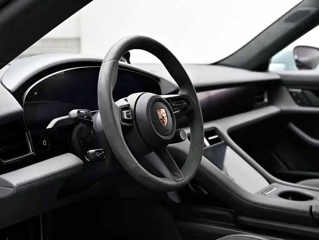 Porsche Taycan 2024 из CN, фото 5